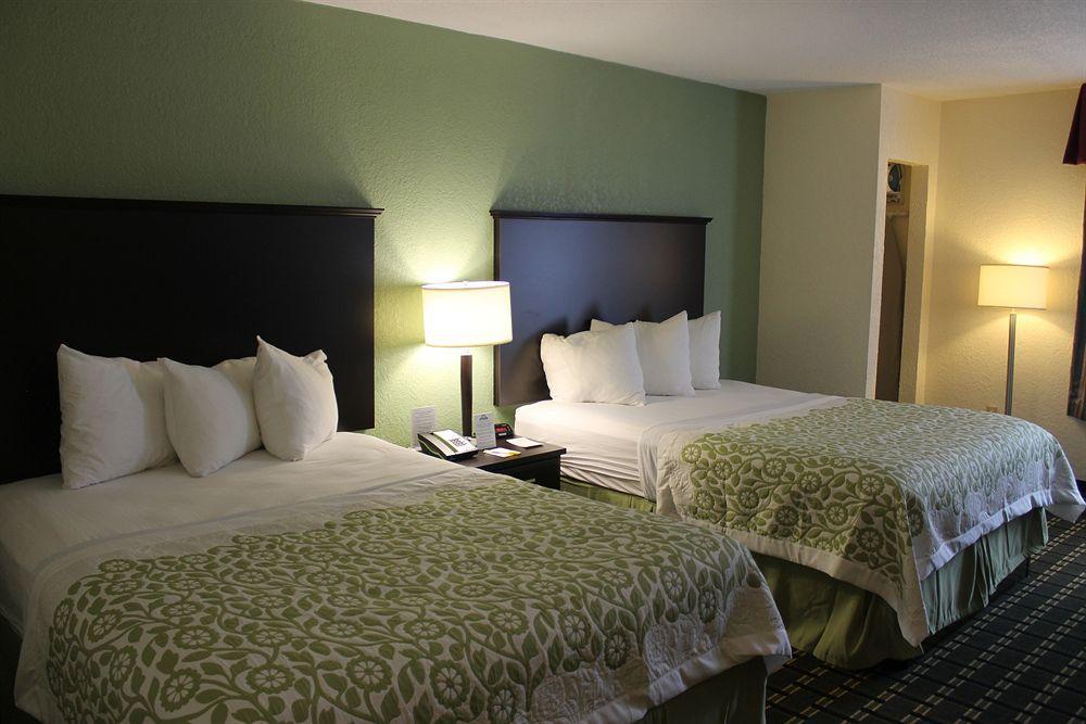 Hotel Clarion Pointe Jasper Exterior foto
