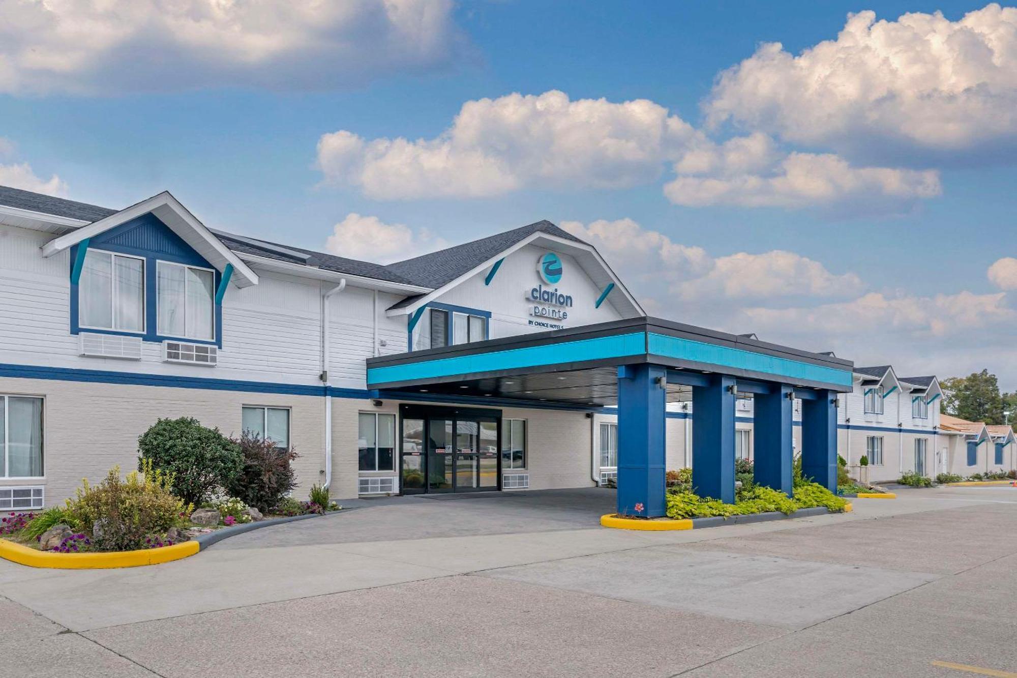 Hotel Clarion Pointe Jasper Exterior foto